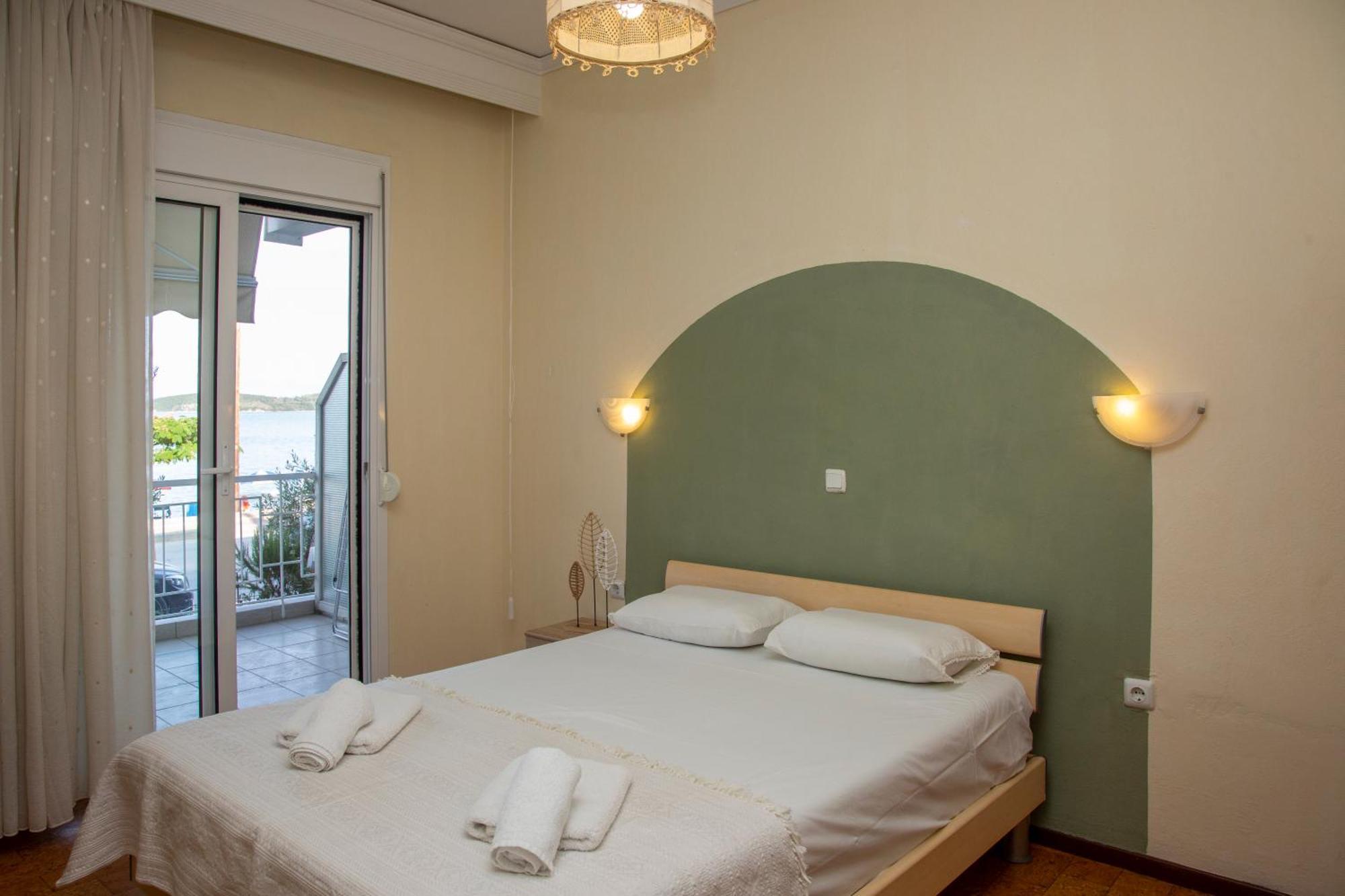 Apartament Seamoon Néa Péramos Zewnętrze zdjęcie